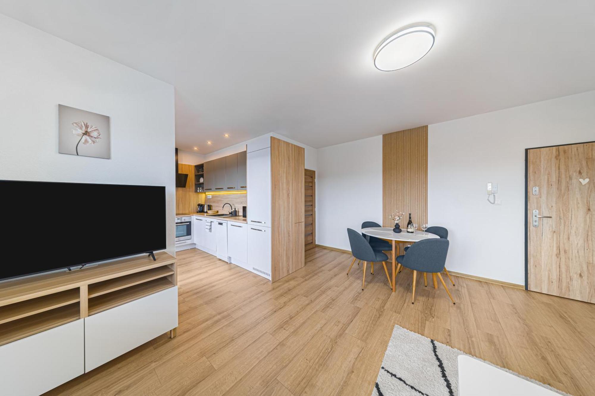 Tower Apartments Orchid & Amber Spisska Nova Ves Exterior photo