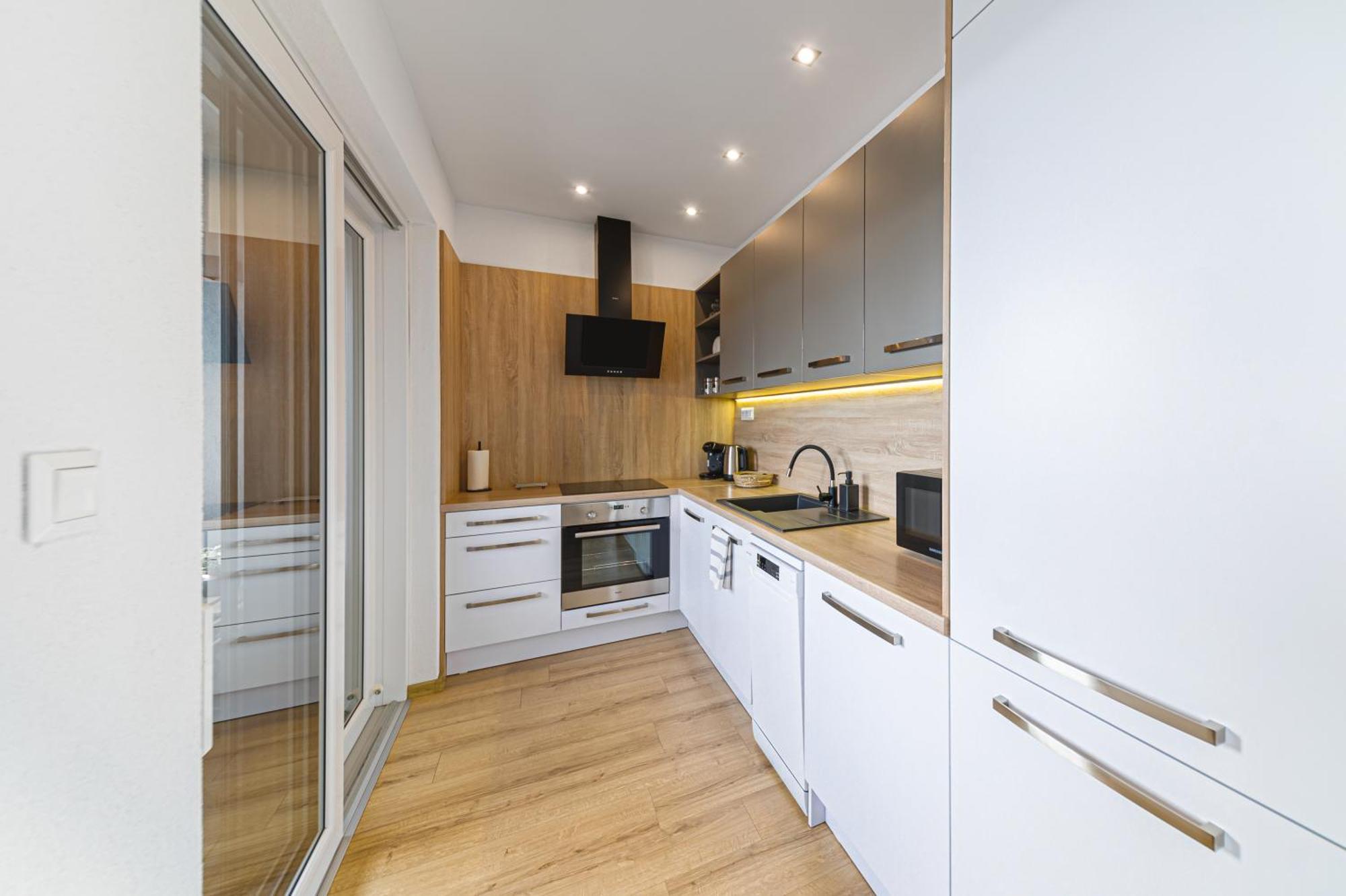 Tower Apartments Orchid & Amber Spisska Nova Ves Exterior photo